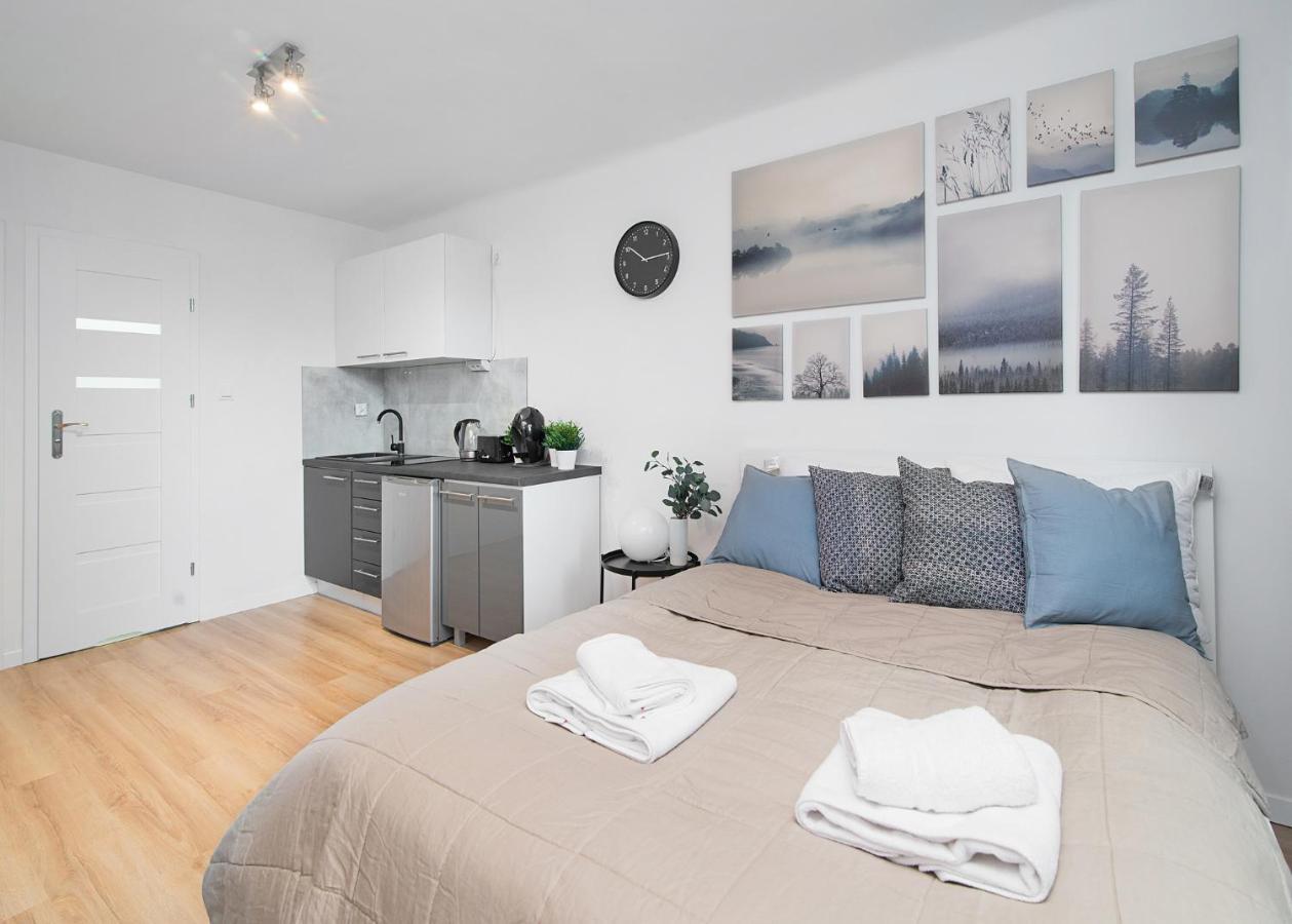 Central Apartments Grzybowska ワルシャワ エクステリア 写真